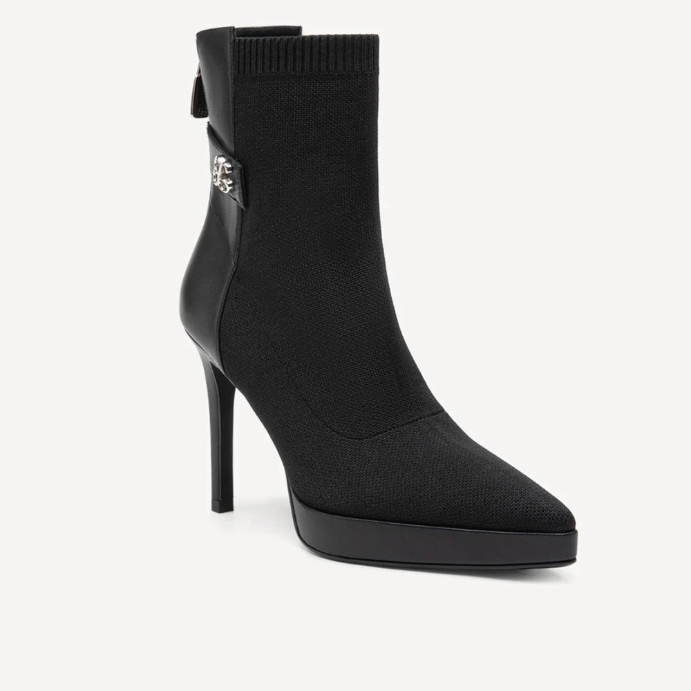 Sexy Pointed Toe Soles Ankle Boots